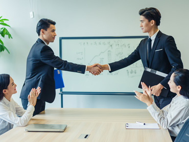 與某某公司合作簽約現場圖